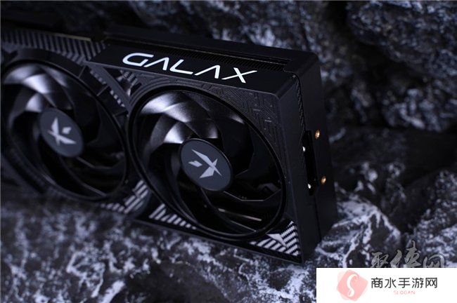 速速拿下这款新卡，影驰RTX 5070 FIRE评测