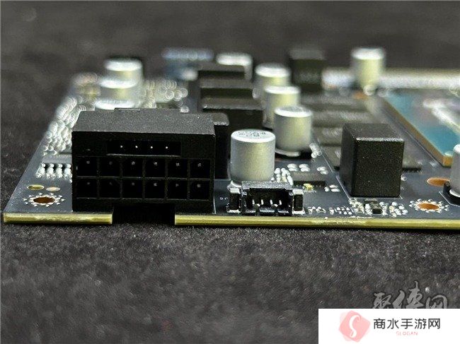 DLSS 4用实力告诉你！耕升 GeForce RTX 5070 Ti 追风不再是4K入门选择