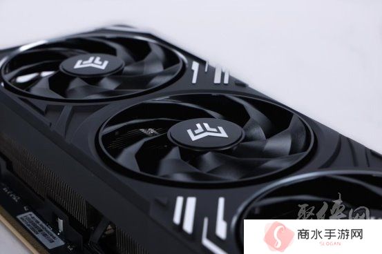支持DLSS4，从“新”出发