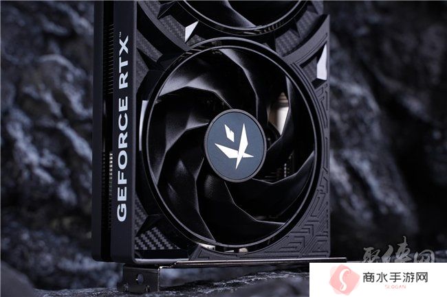 速速拿下这款新卡，影驰RTX 5070 FIRE评测