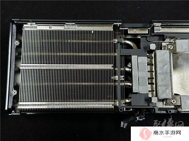 技嘉 GeForce RTX™ 50 系列显示卡正式上市，散热方案全面升级释放强劲性能